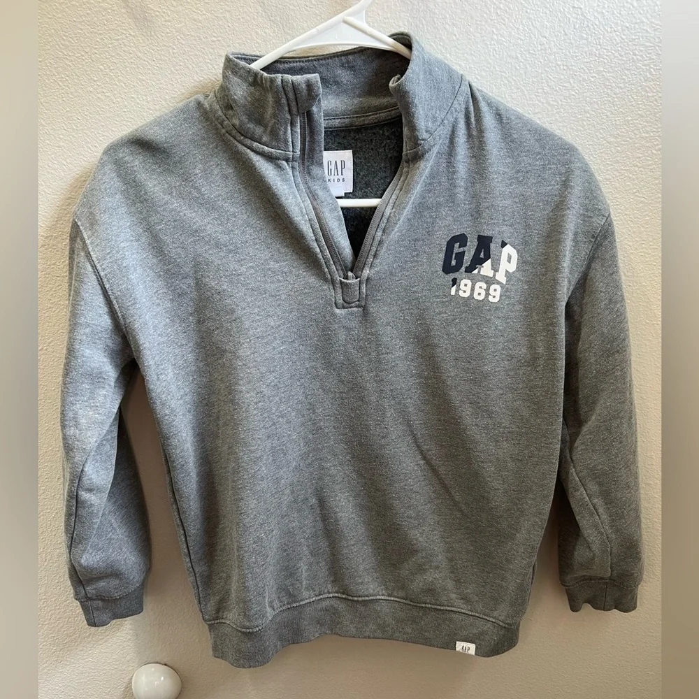 Boys Gap grey quarter zip up sweater size M